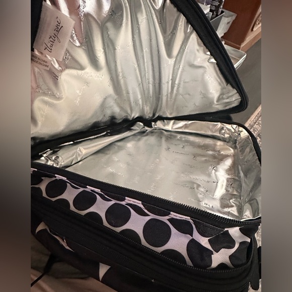 Thirty-one Big Dot Insulated Perfect Party Set NEVER USED!! Double 9x13 Tote - Picture 7 of 9